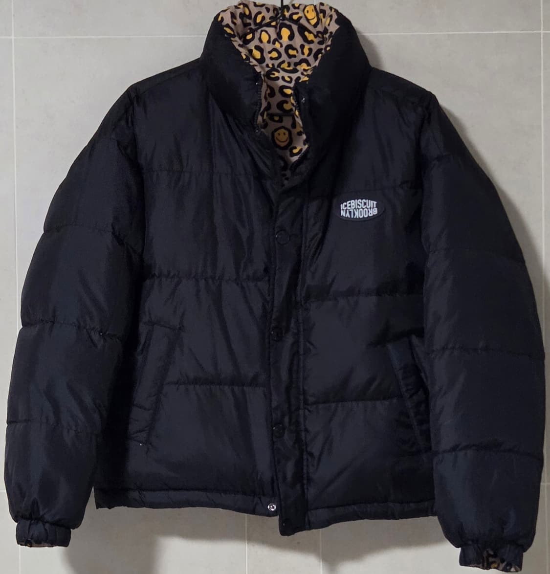 아이스비스킷 양면 패딩 165사이즈
여성 44-55가능
택포 상품이미지2