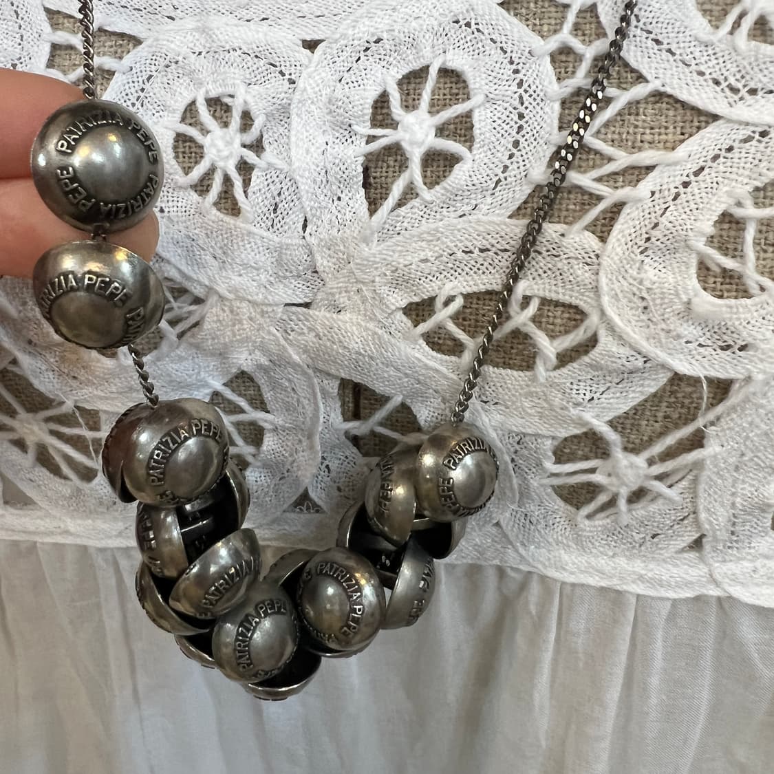 PATRIZIA PEPE 반구 볼  목걸이 상품이미지3