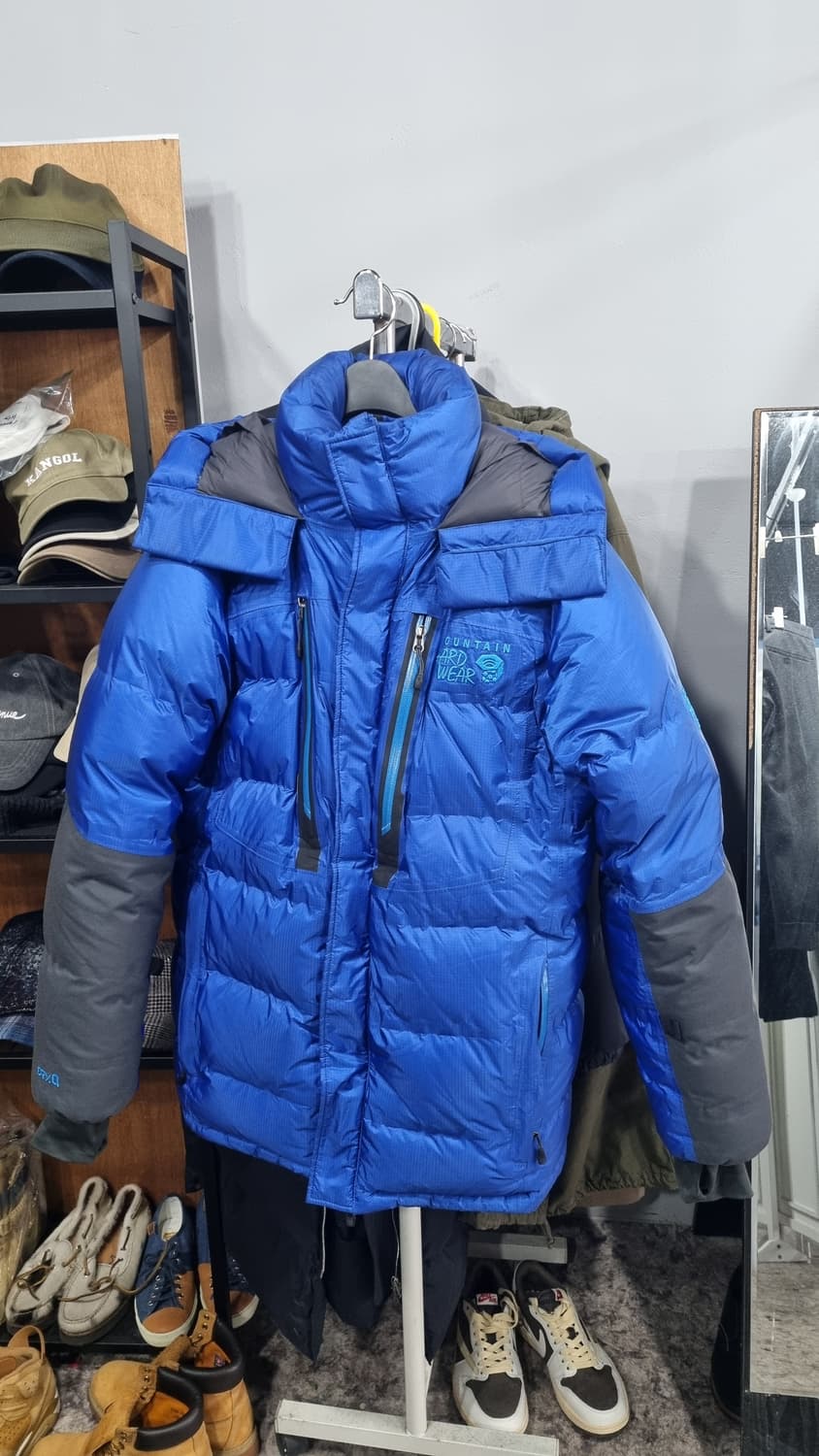 마운틴하드웨어)) 구스다운 대장패딩 앱솔 95~100 (표기S) 상품이미지1