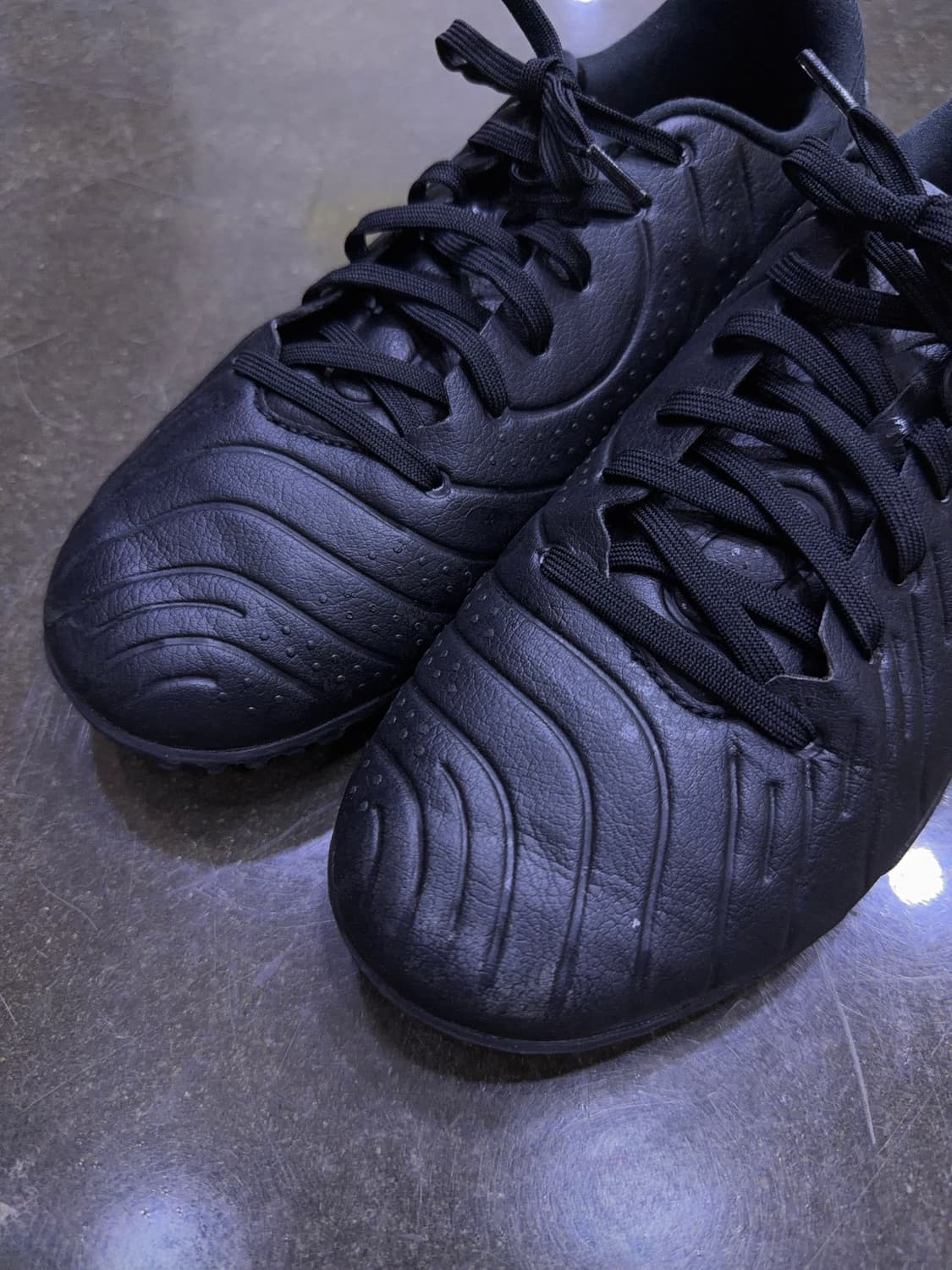 나이키 티엠포 레전드 10 프로 TF 풋살화 블랙 255 상품이미지3