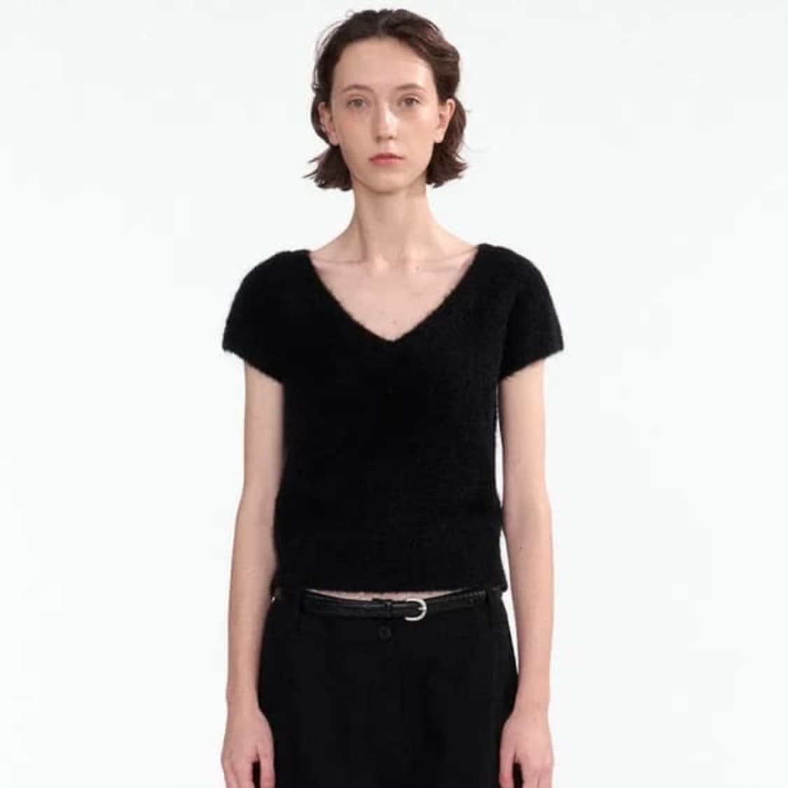 낫띵리튼 sienna v-neck short sleeve knit 블랙 상품이미지1