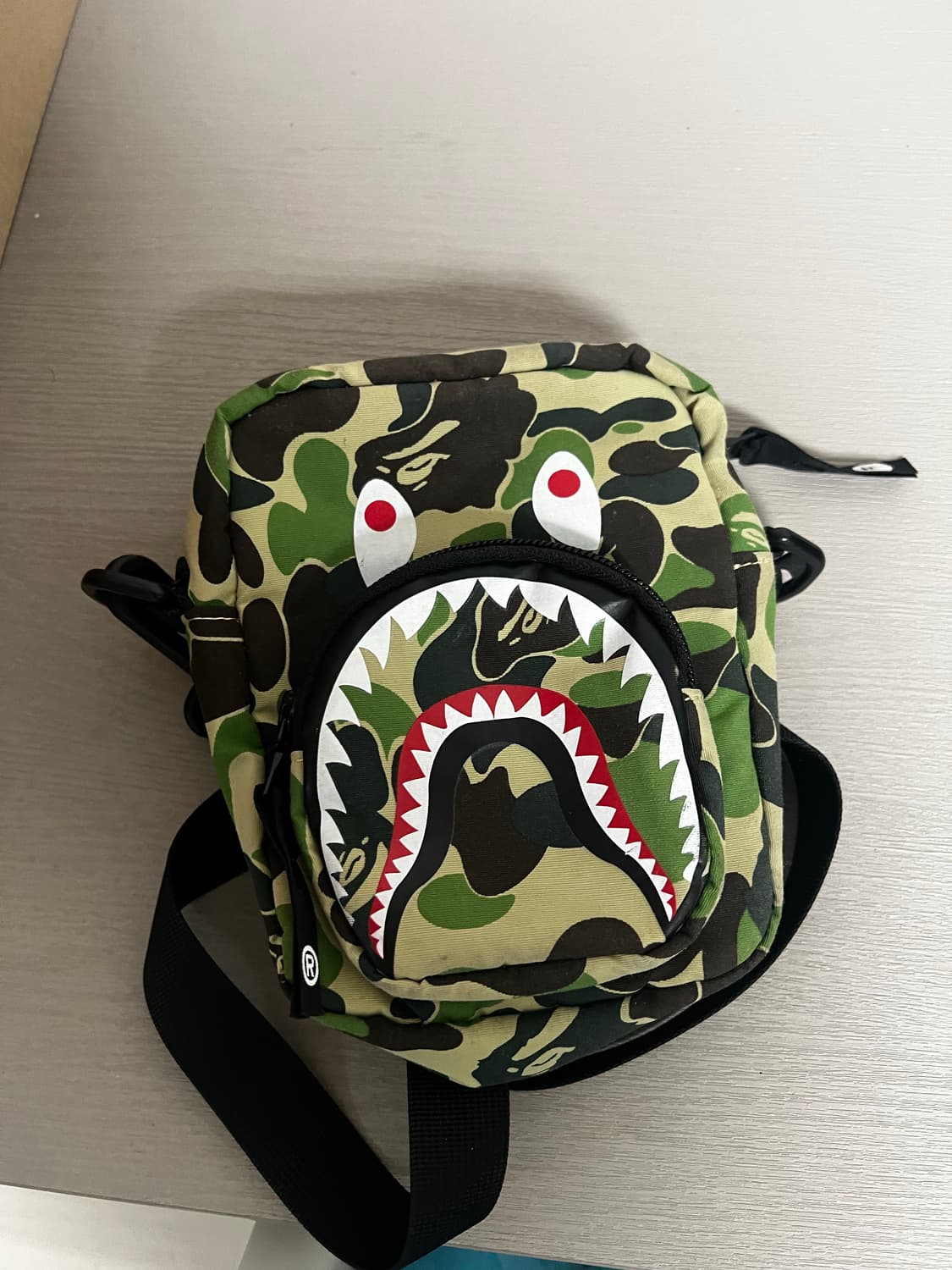 베이프 ABC CAMO BAG 상품이미지1