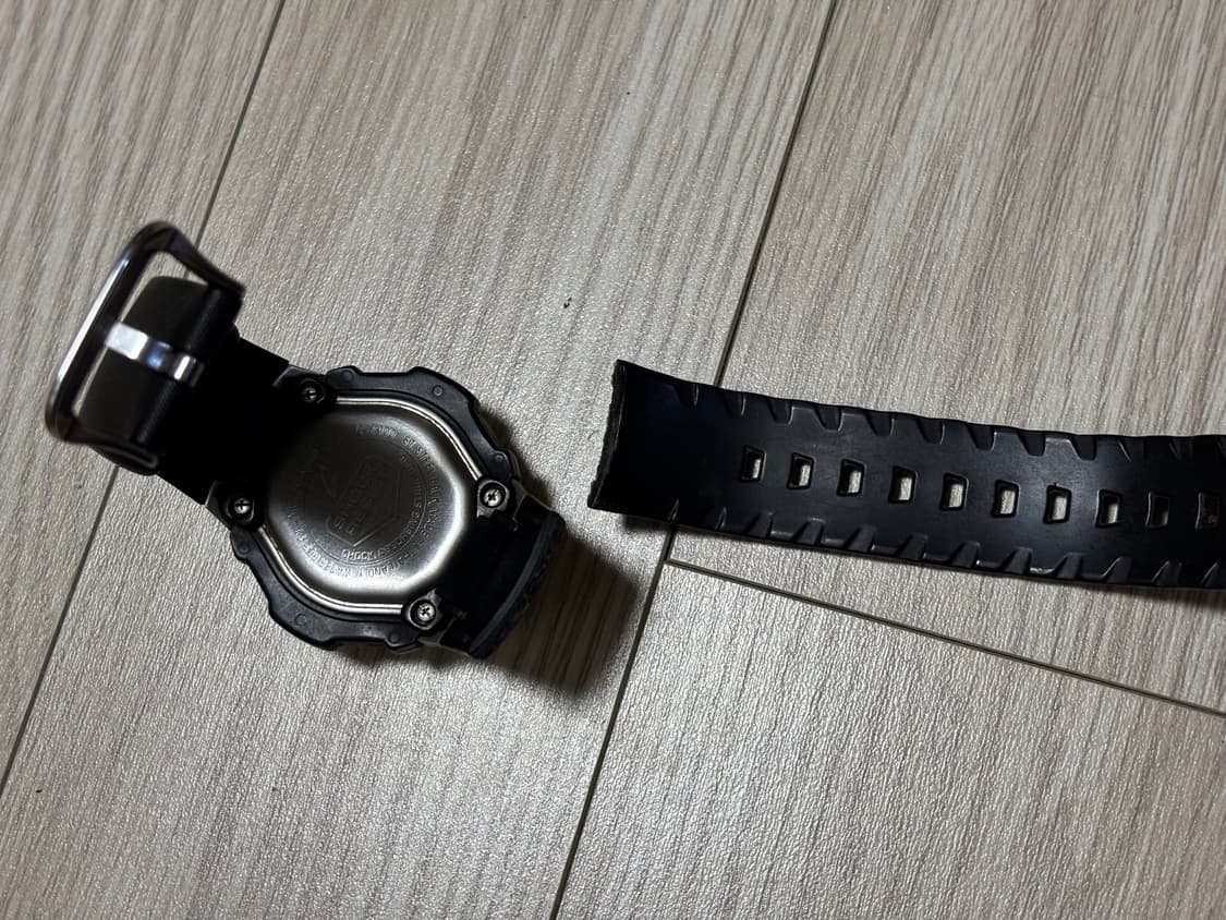 [단종/스트랩 손상] 카시오 지샥 G-7100 (10년 배터리, 상품이미지3