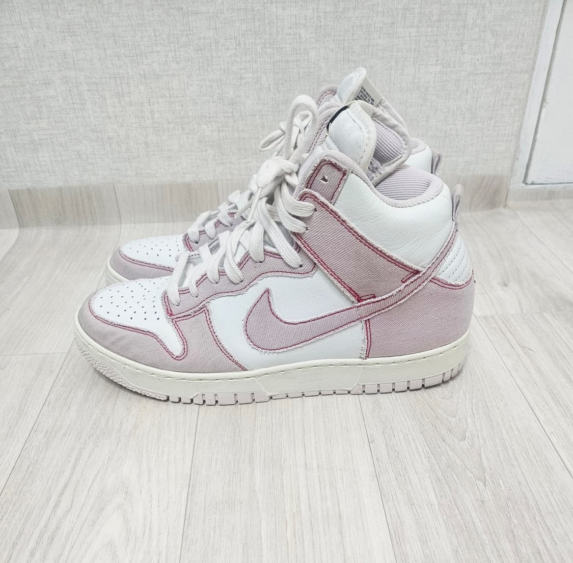 (270)☆초대장급☆ 나이키 덩크 하이 1985 베얼리 로즈데님 운동화 상품이미지4