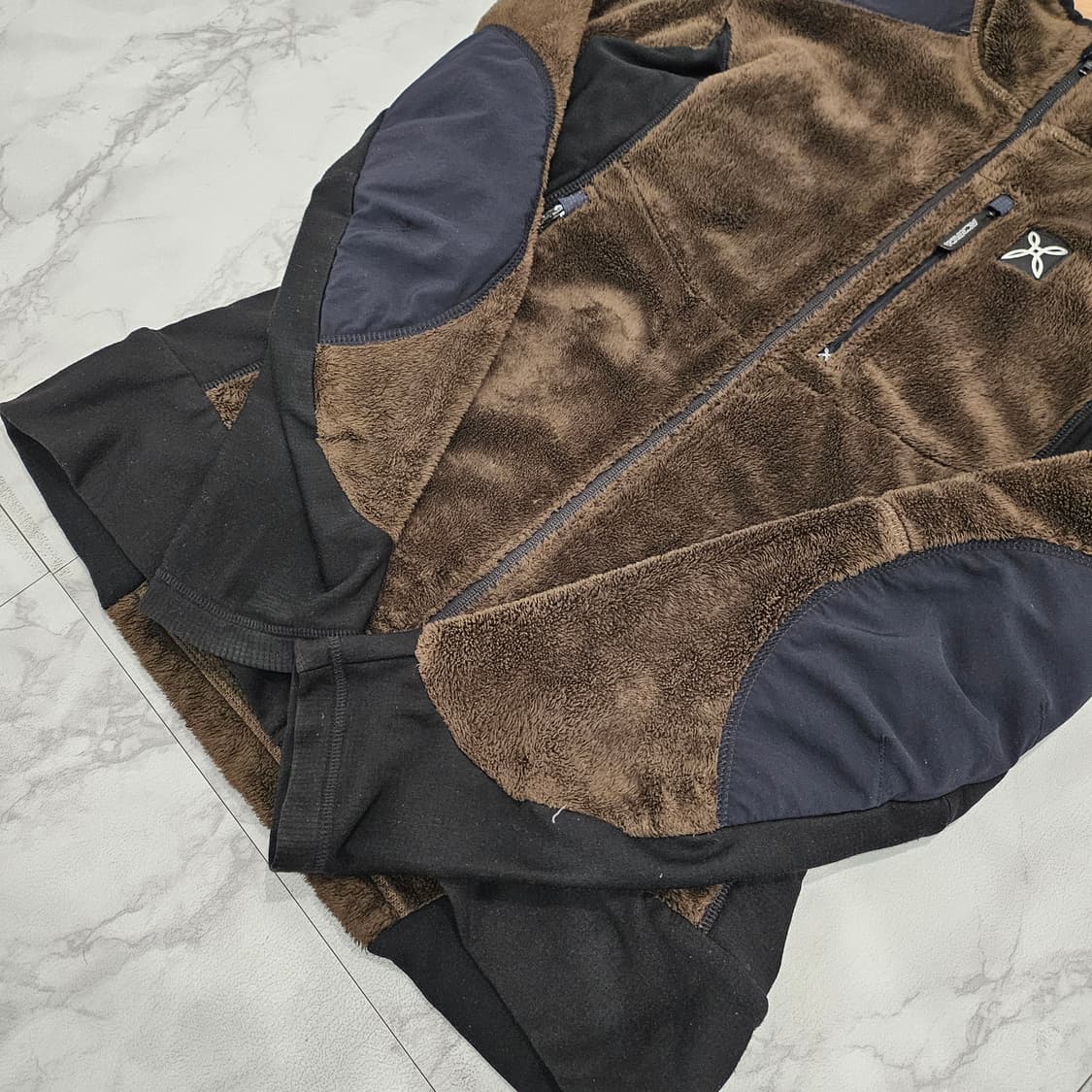 몬츄라 노르딕 모카 플리스 자켓
M 상품이미지3