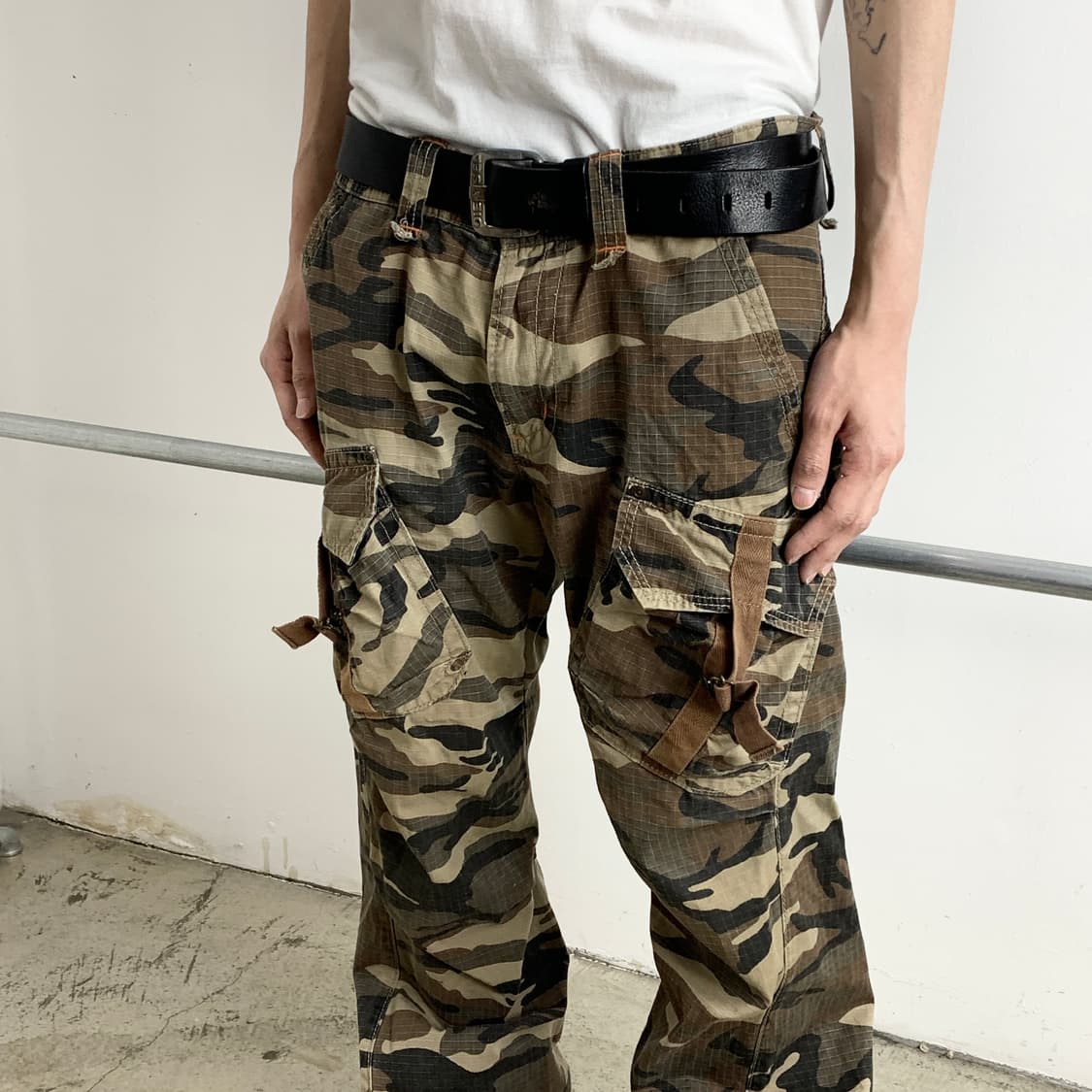 00s 에드윈 카모 카고 플레어 팬츠 상품이미지2