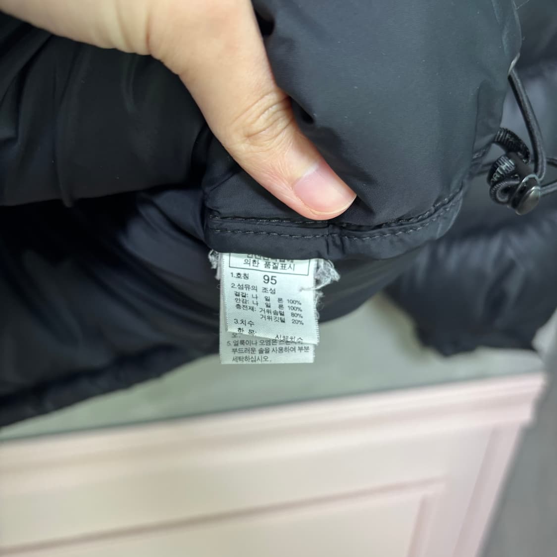 노스페이스 눕시 700 구스다운 패딩 검정 상품이미지3