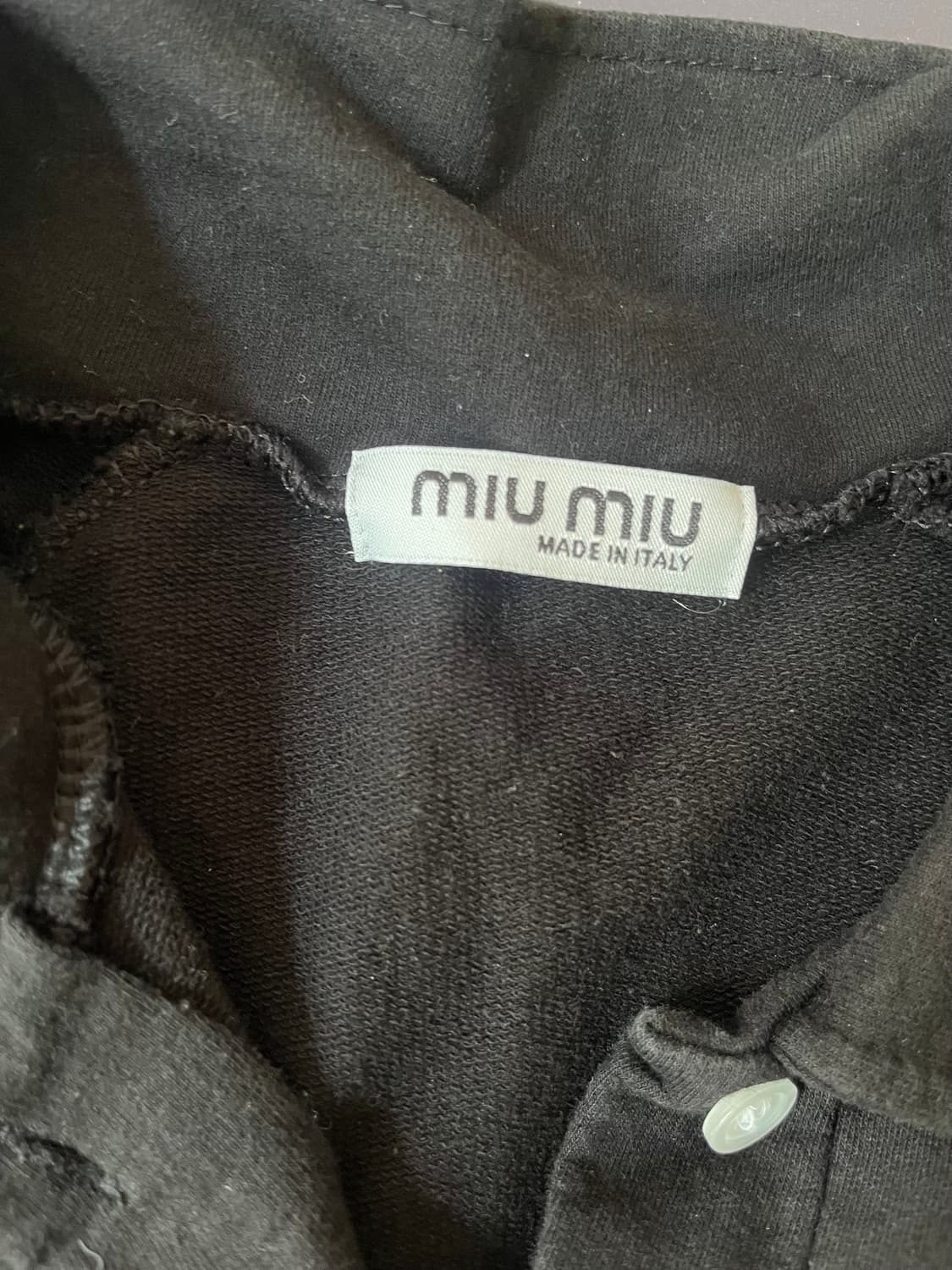 미우미우 miumiu 로고 패치 폴로 맨투맨 상품이미지3