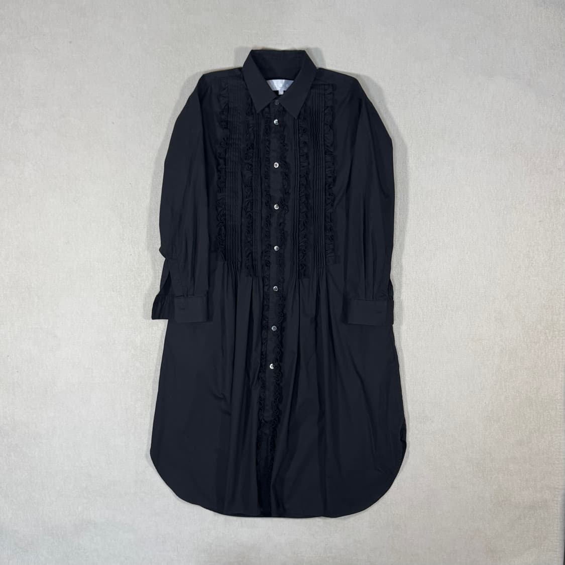 Ruffle Black Shirt  상품이미지1