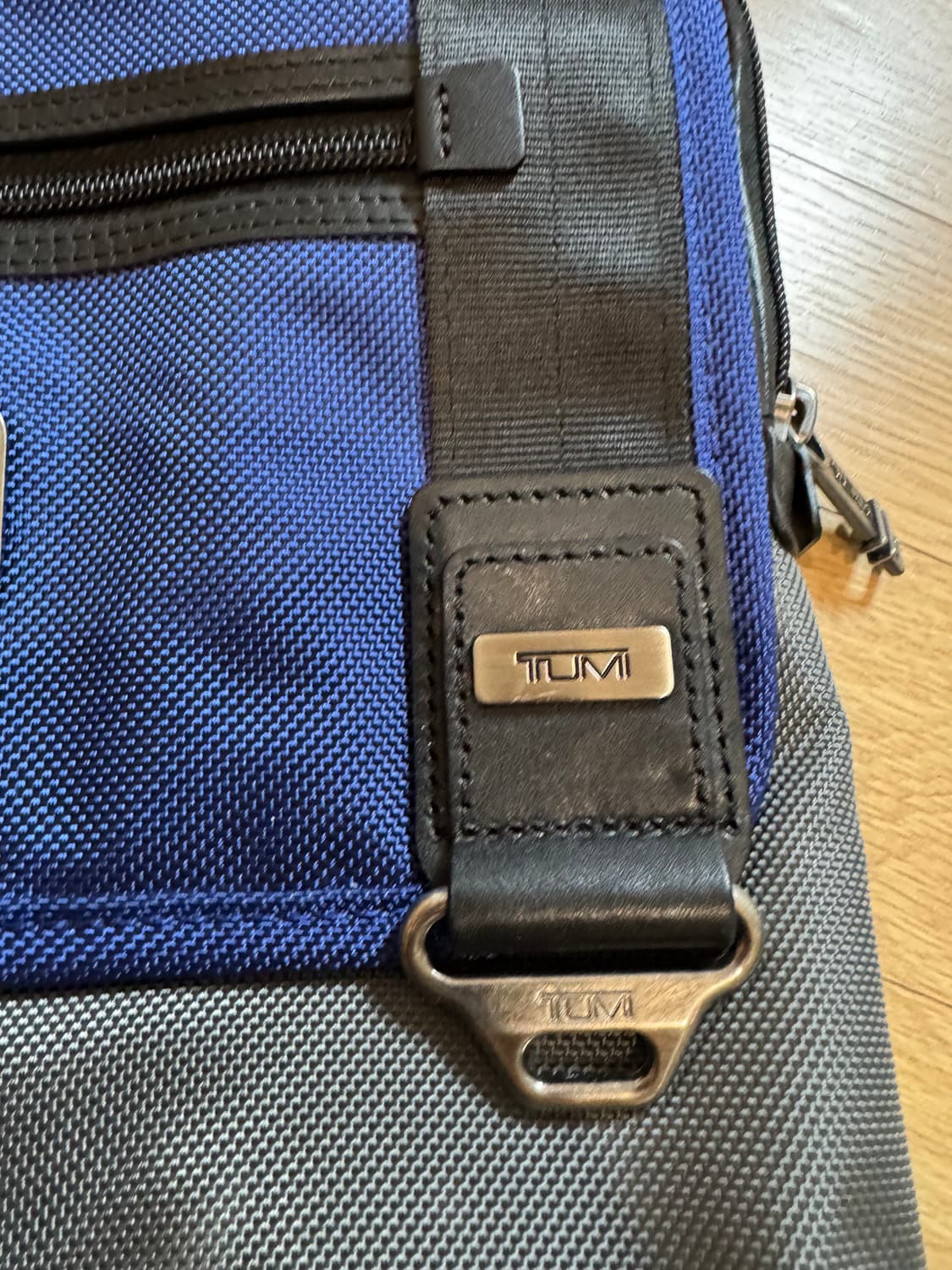 투미 메신저백 상품이미지4