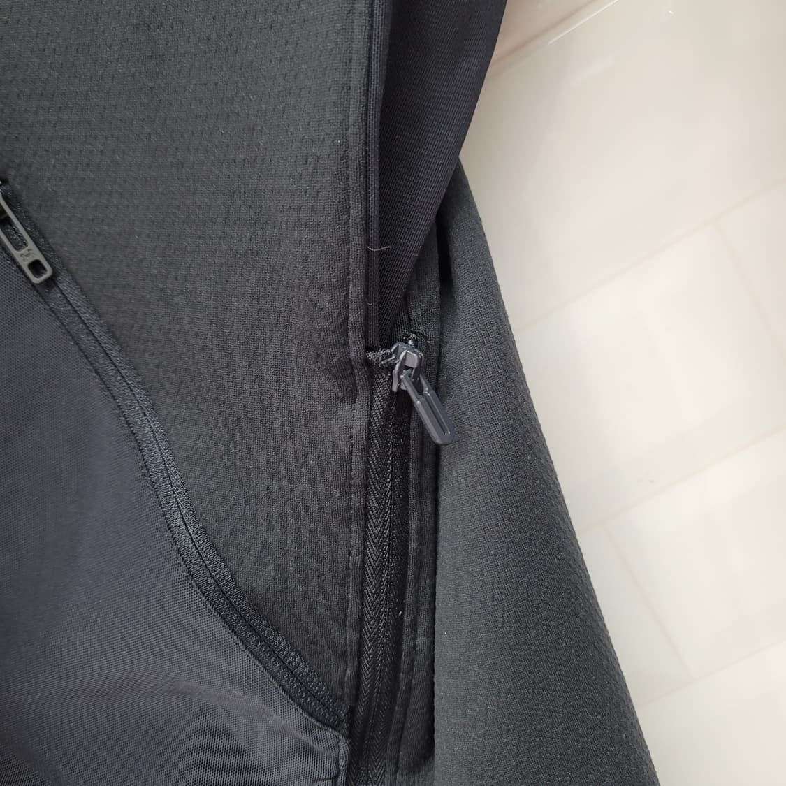 언더아머 후드집업 상품이미지3