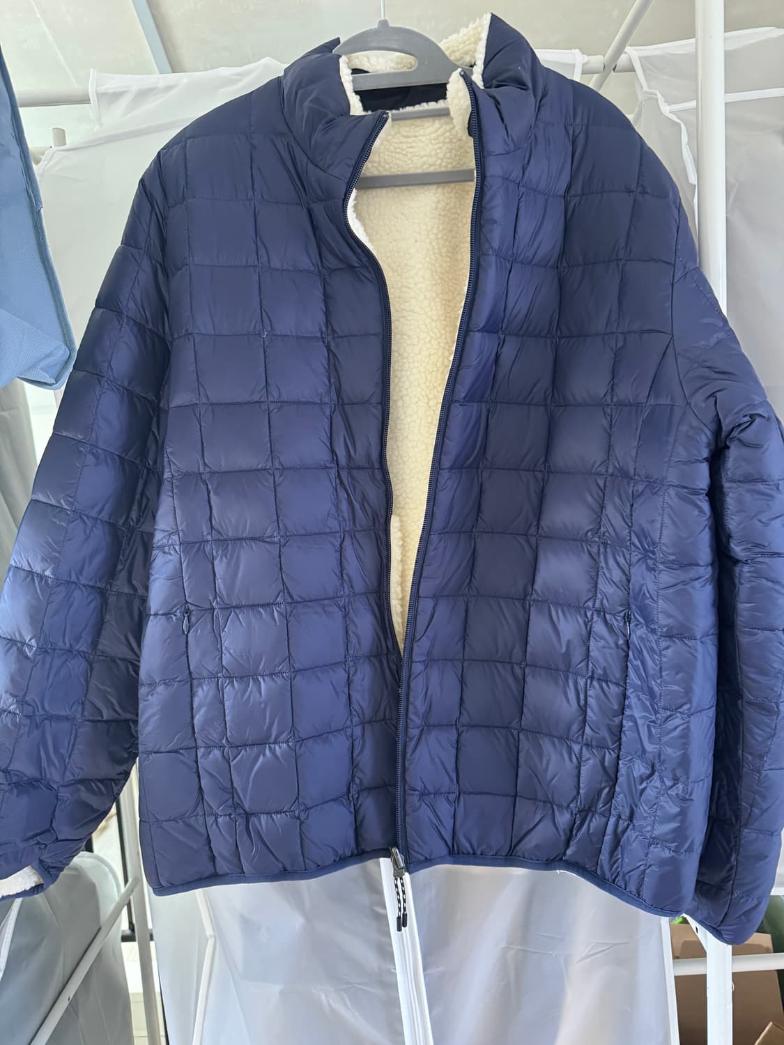 타이온 리버서블 다운 보아 자켓 상품이미지4