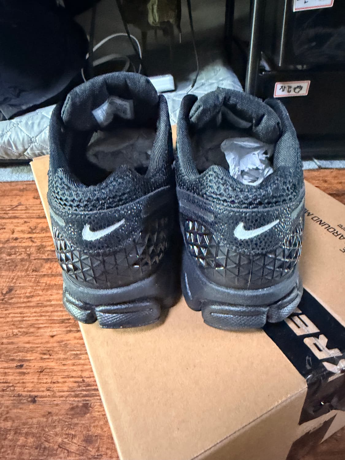 W나이키 줌 보메로 5 블랙 메탈릭 실버 270(남자 사이즈) 상품이미지4