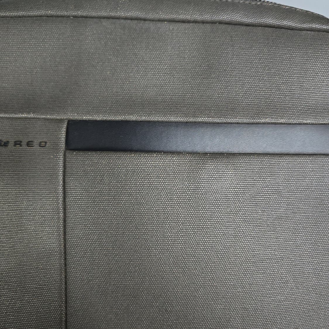 샘소나이트 레드 아다지오 크로스백 브라운 상품이미지6