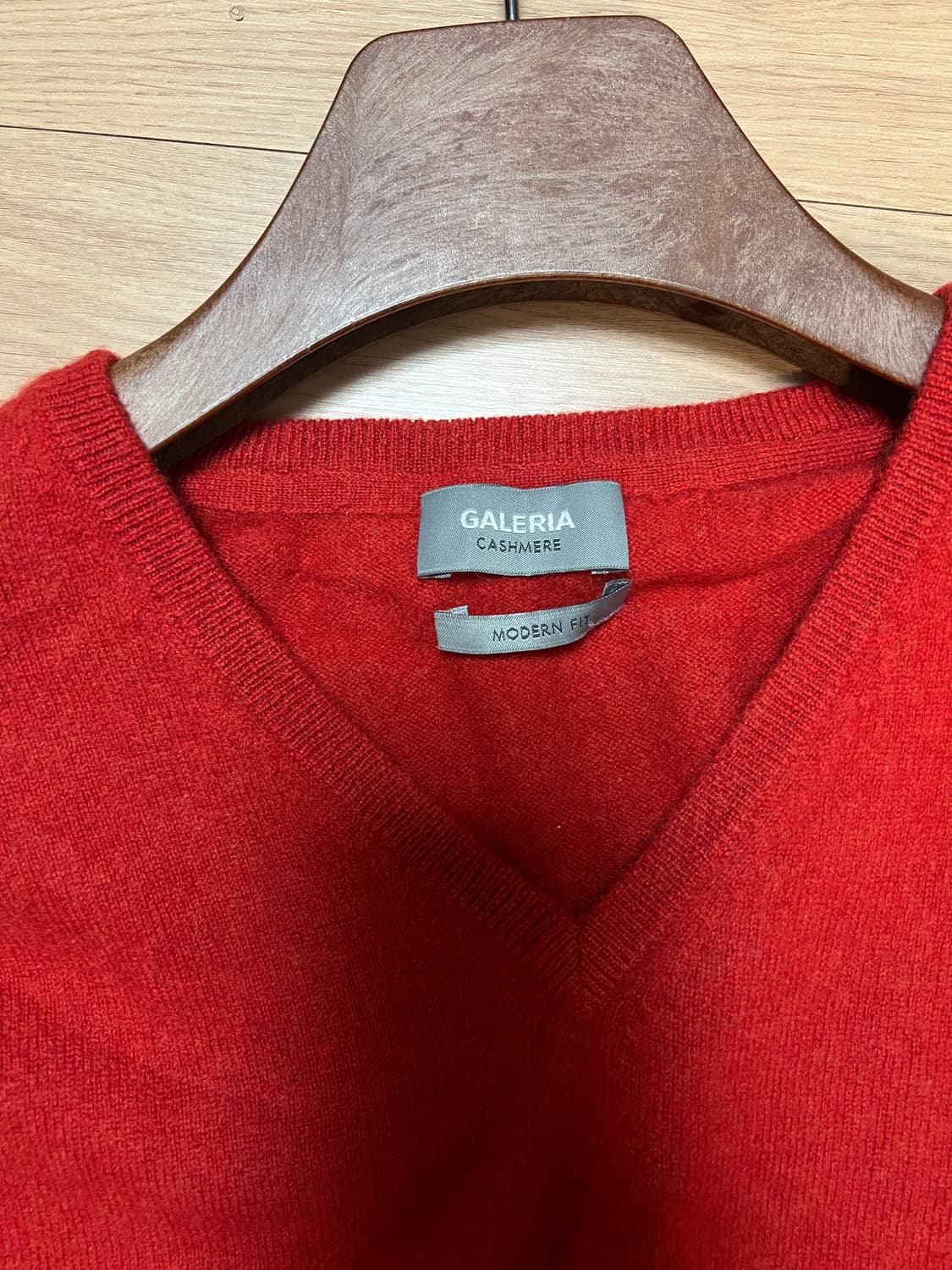 캐시미어 100 브이넥 니트 상품이미지3