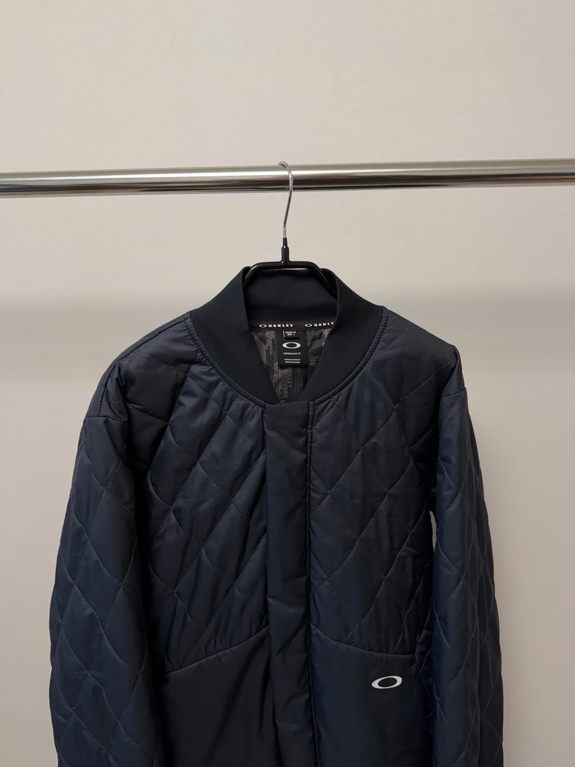 OAKLEY Quilted Zip-up Bomber Jacket 상품이미지2