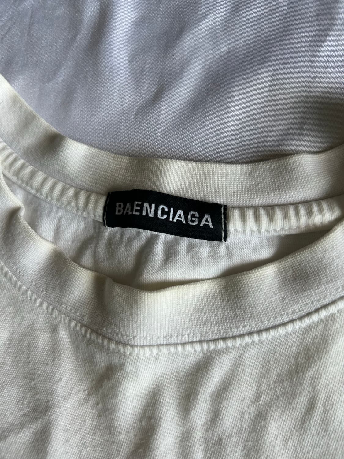 발렌시아가 반팔 상품이미지2