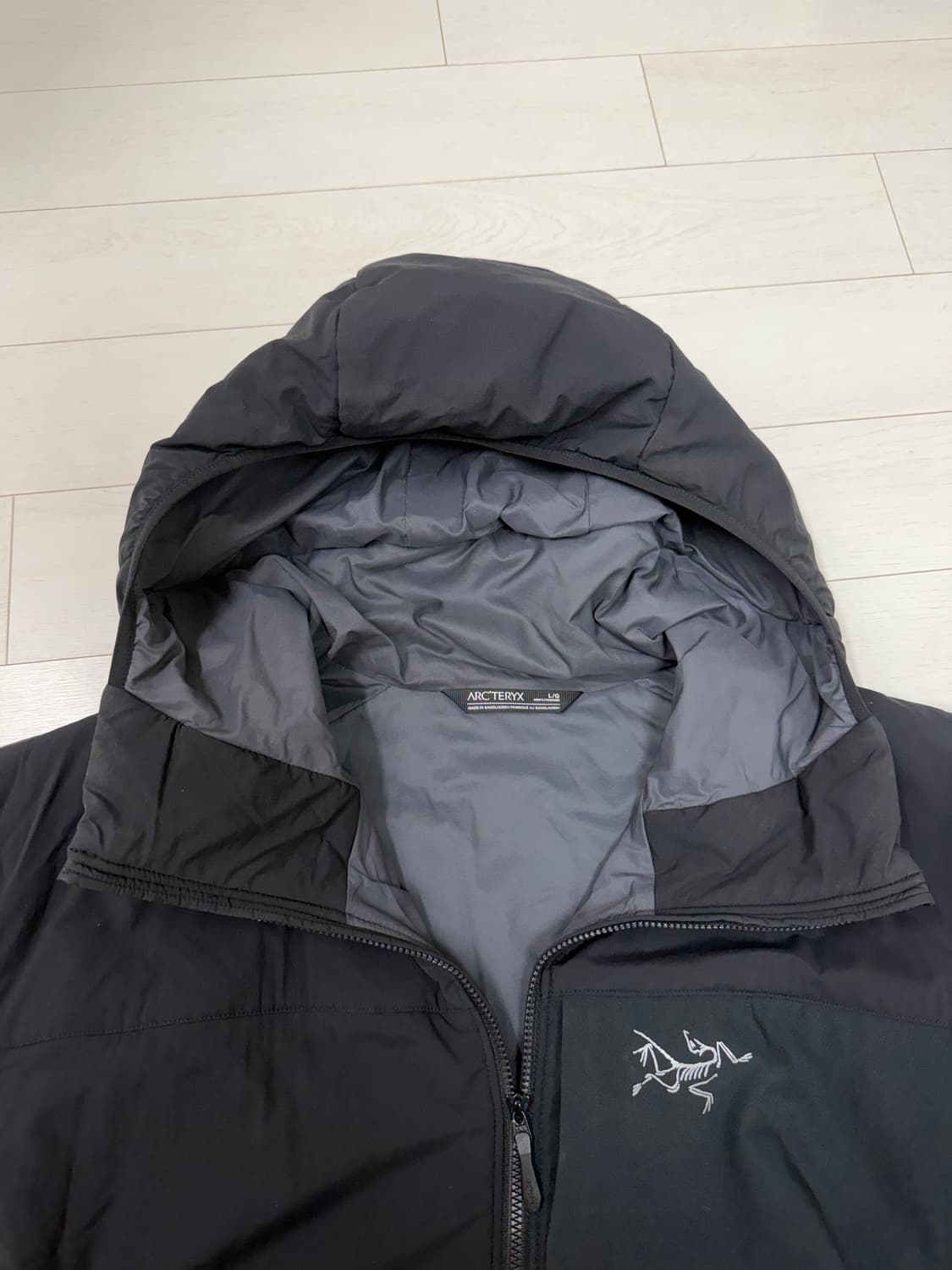 아크테릭스 프로톤 LT L 사이즈 블랙  상태 8.6/10  사진찍고 절 상품이미지5