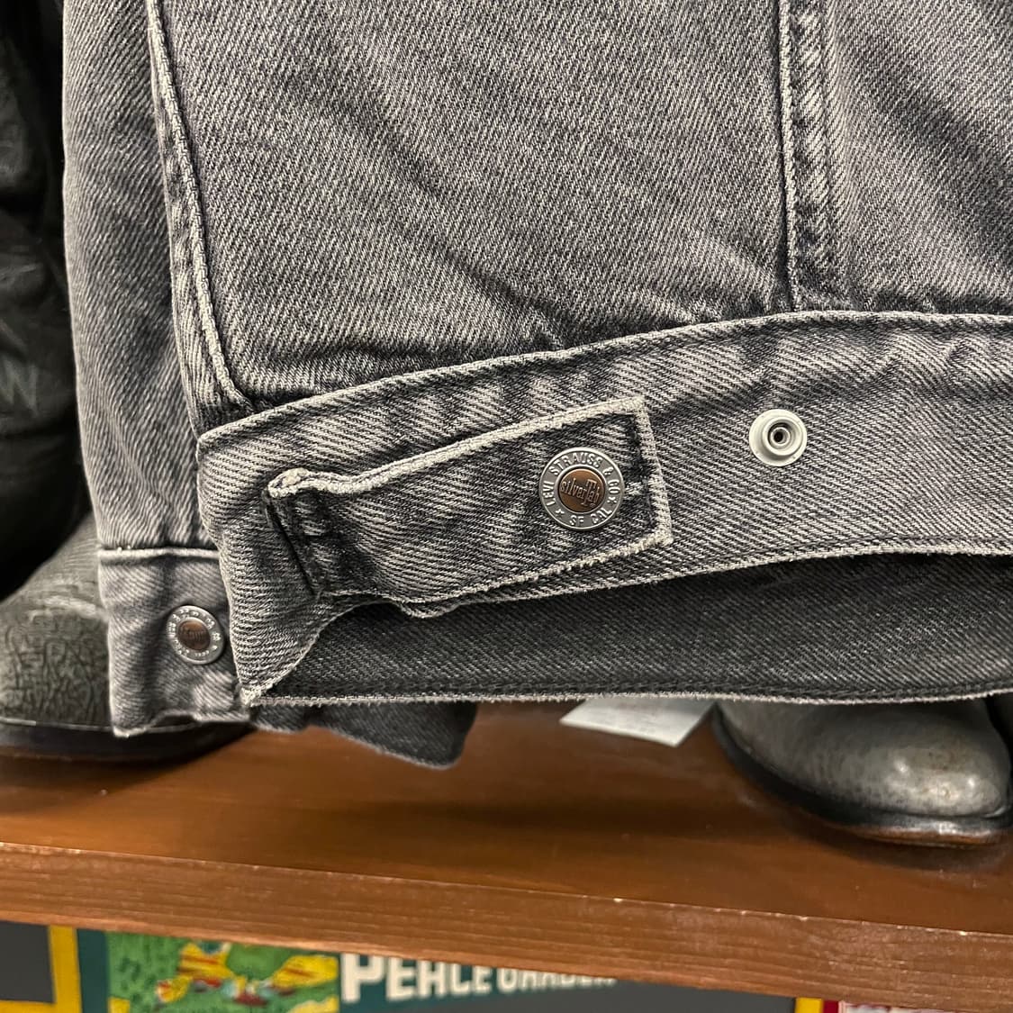 리바이스 실버탭 흑청 쉐르파 데님 트러커 자켓 상품이미지6