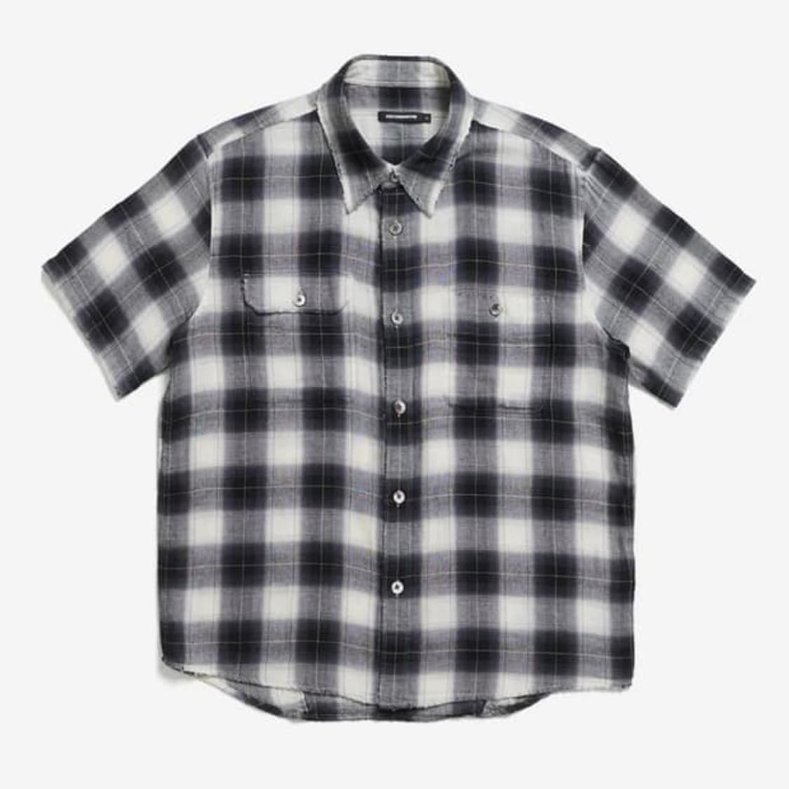 해칭룸 2pk 디스트로이드 옴브레 셔츠 4사이즈 판매합니다. 상품이미지1