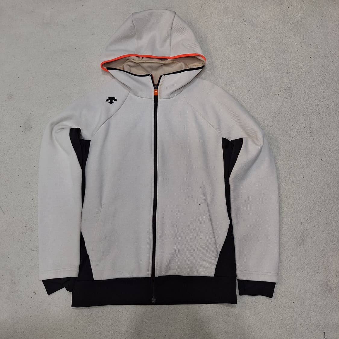 데쌍트  후드집업M 상품이미지1