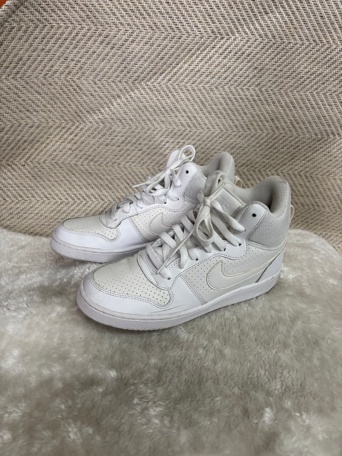 나이키 코트 버로우 미드탑 스니커즈 상품이미지2