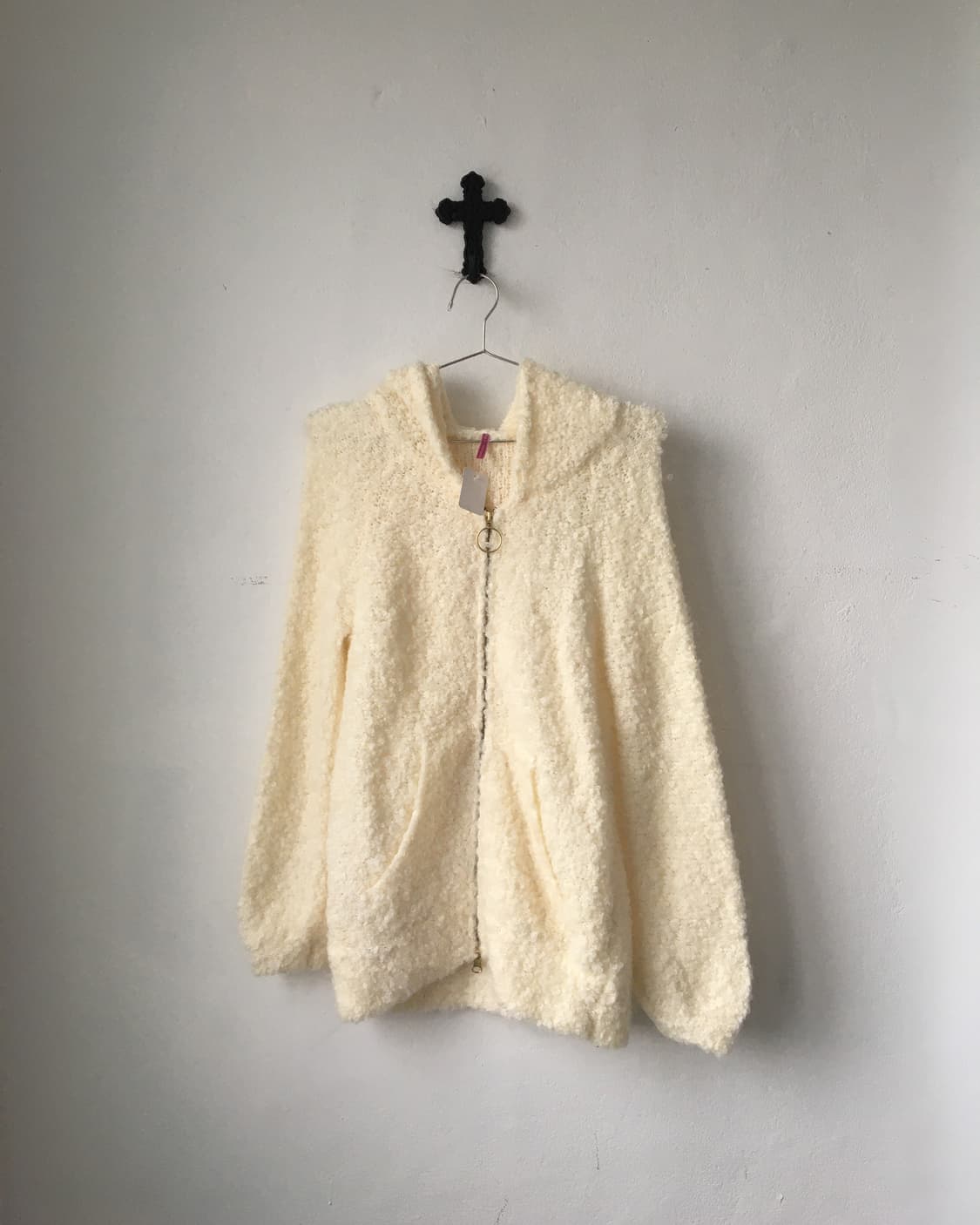 Fake lamb fur mood hood zip up 상품이미지1