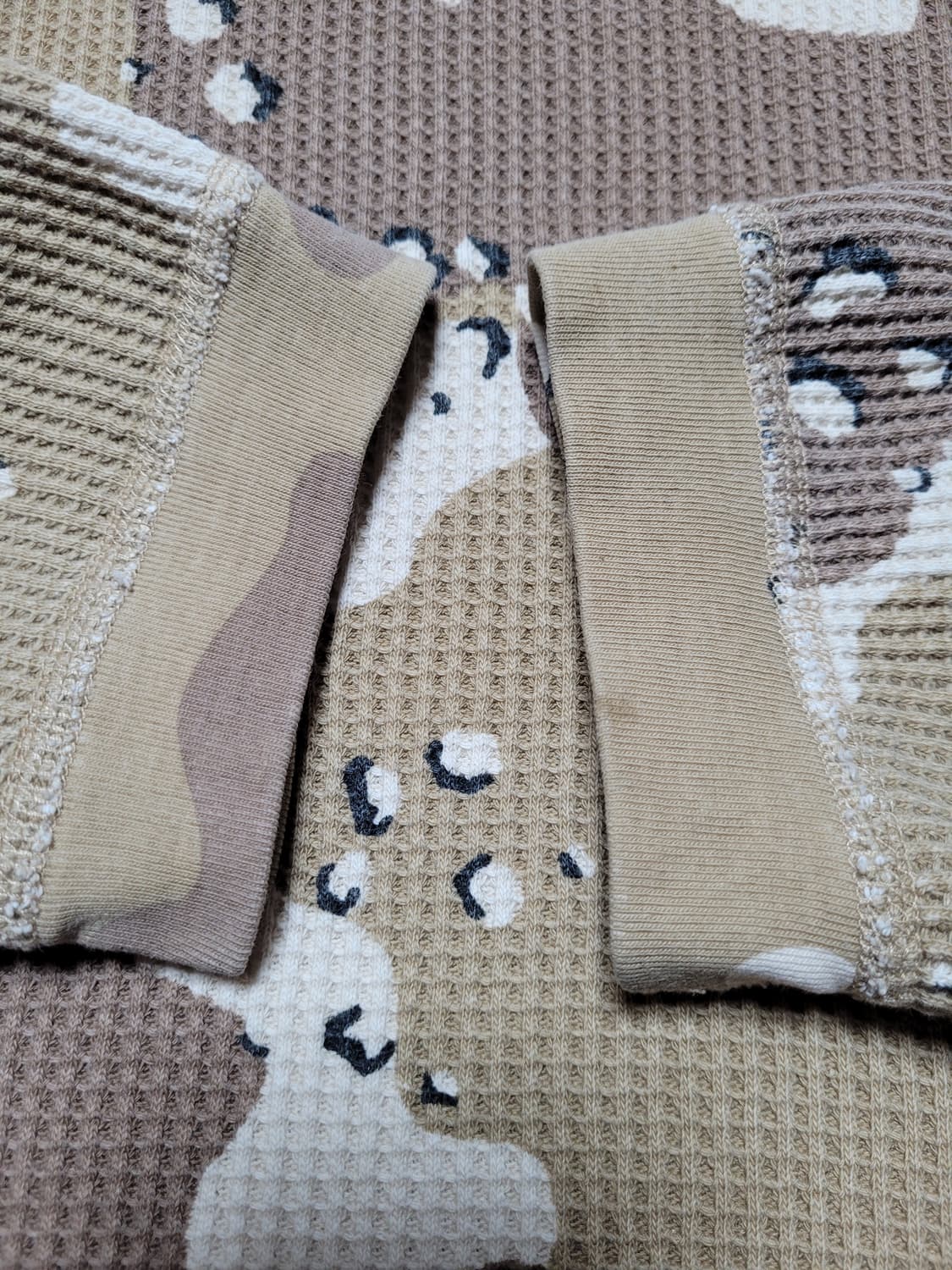 스투시 써멀 와플 롱슬리브 데저트 카모 xl 상품이미지6