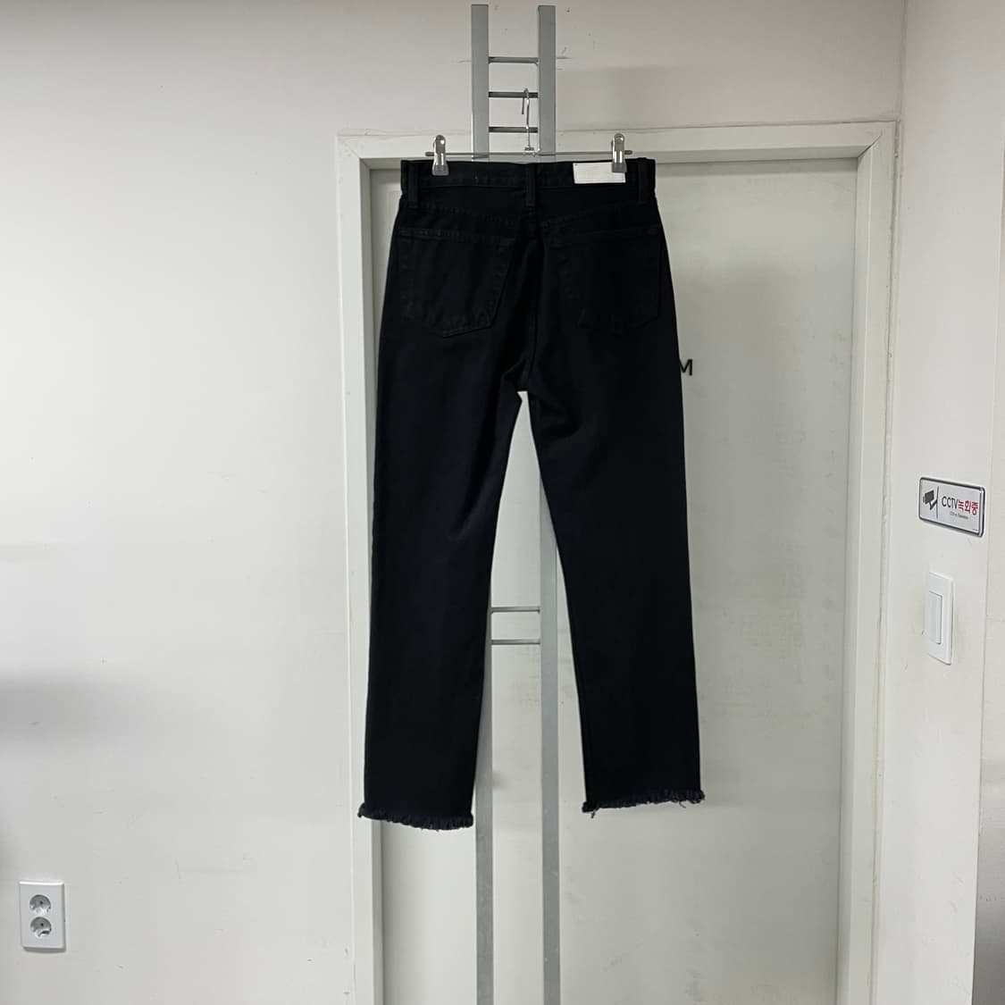 RE/DONE 리던 블랙 데님 팬츠 27(W) 상품이미지1