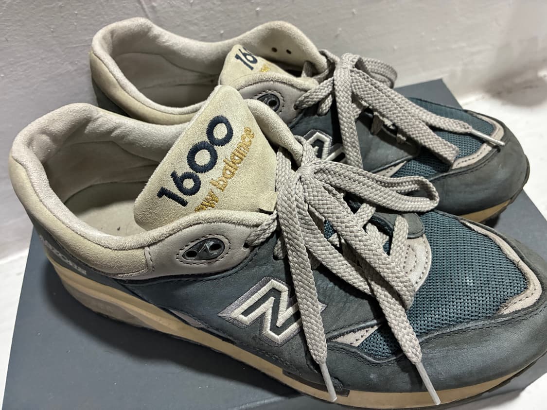 뉴발란스 1600 프리미엄 빈티지 판매합니다. 상품이미지1