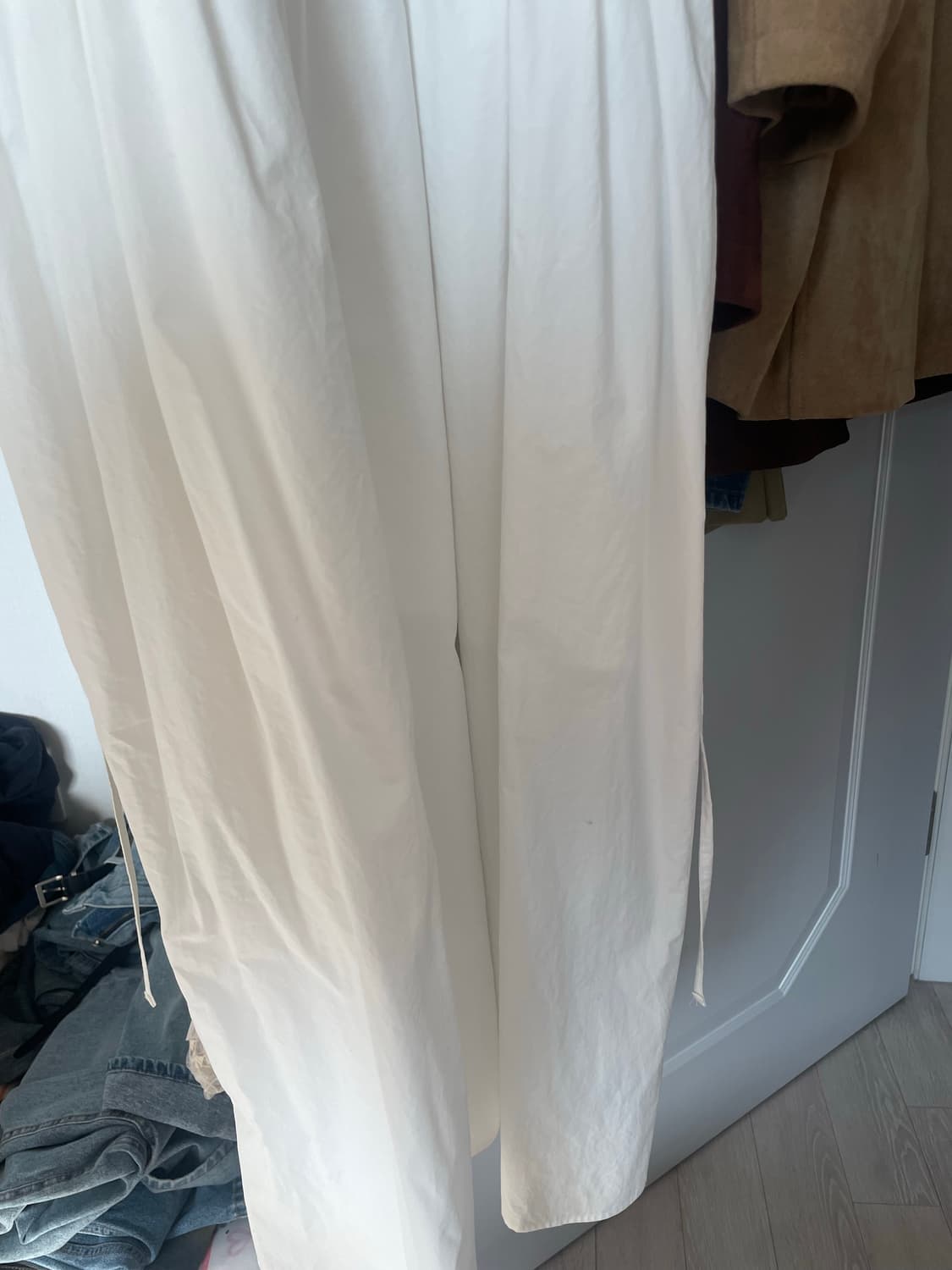 오브오브 베니 핀턱 롱원피스 상품이미지4