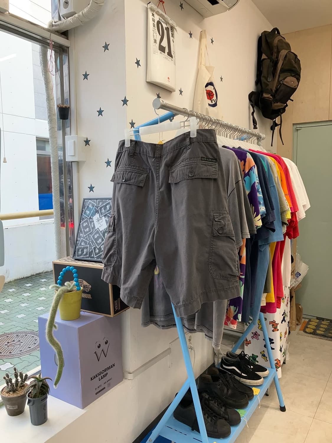 Calvin klein jeans cargo shorts 상품이미지1
