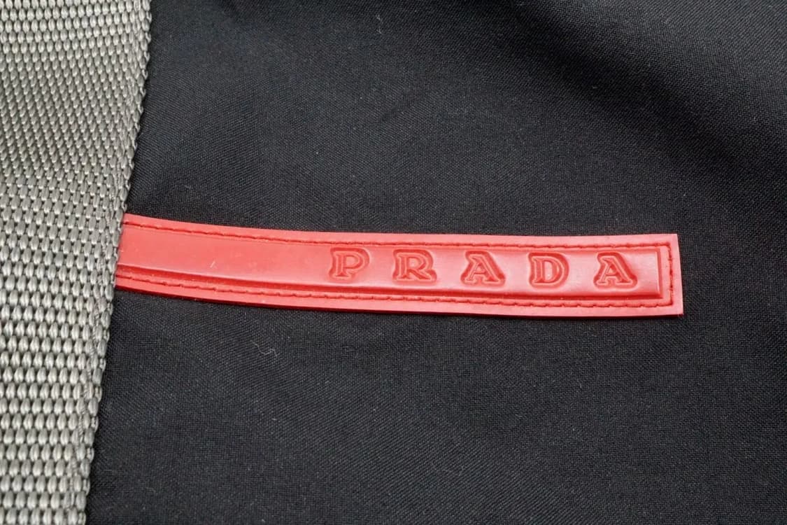 프라다 스포츠 레드러버 로고 나일론 토트백 상품이미지6