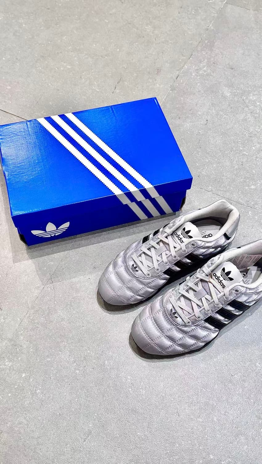 아디다스 오리지널스 아디레이서 로우 실버 메탈릭 코어 블랙 상품이미지2