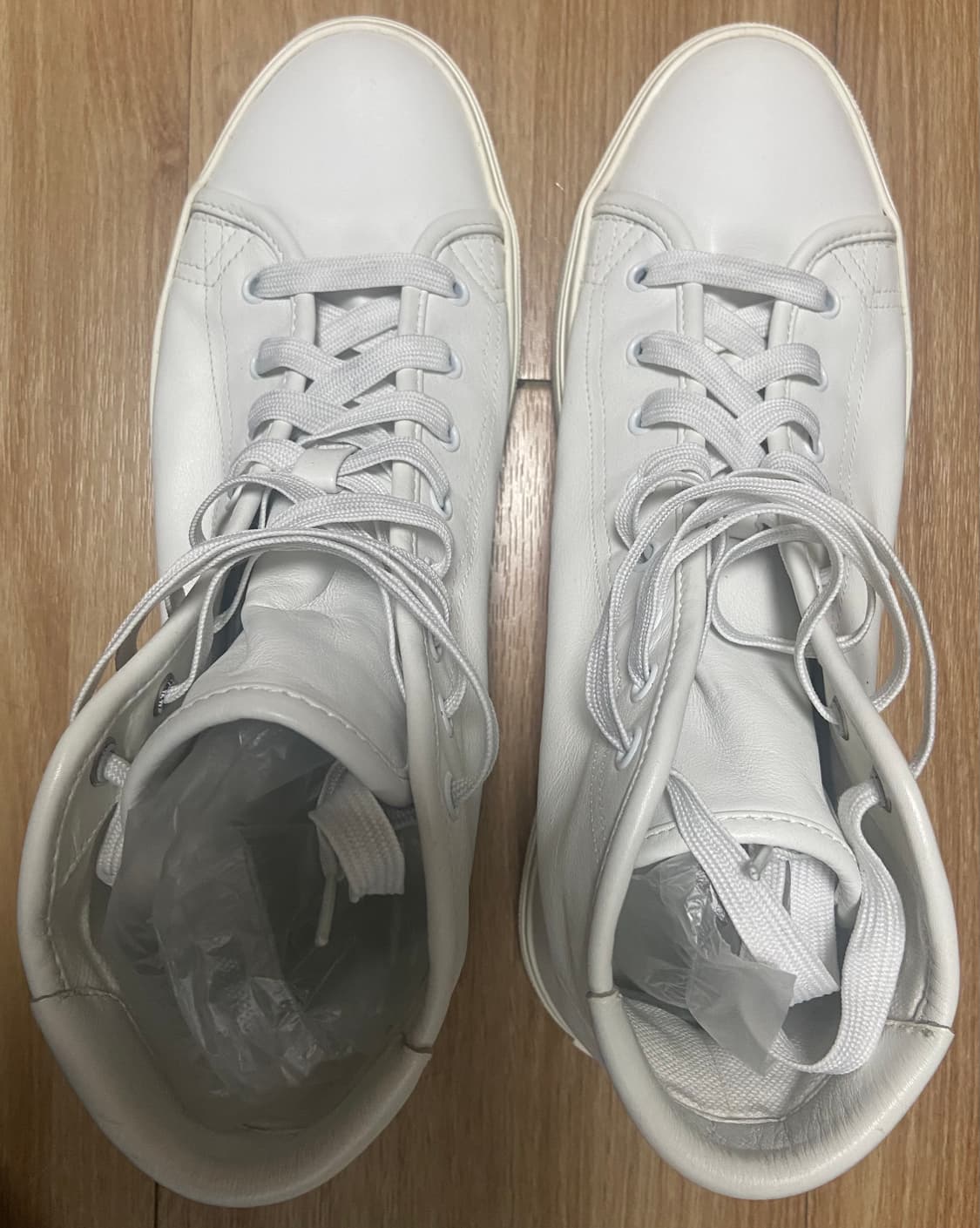 생로랑 화이트 레더 말리부 스니커즈 하이 42 가죽 상품이미지1