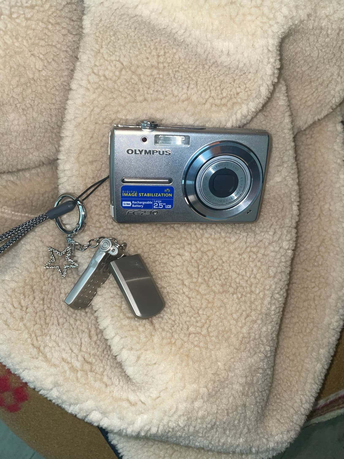 올림푸스 FE-230 빈티지 클래식 카메라  상품이미지2