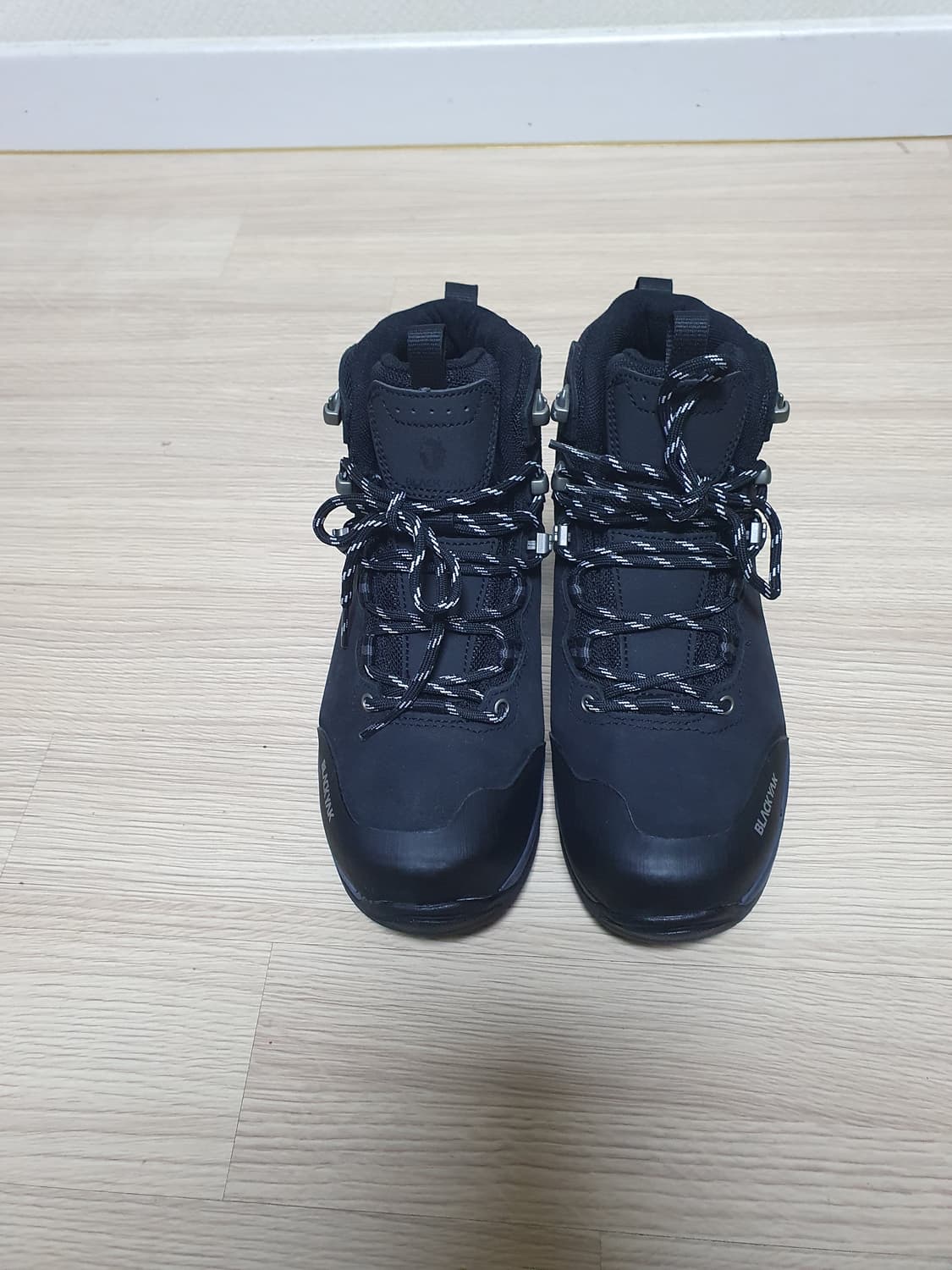 블랙야크 고어텍스 등산화 블랙 245 상품이미지3