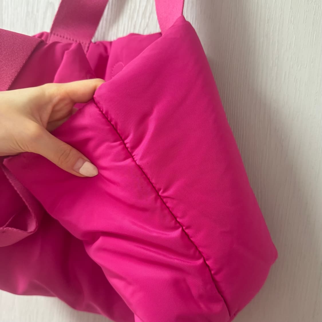 cos 패디드 쇼퍼백 핑크 상품이미지6