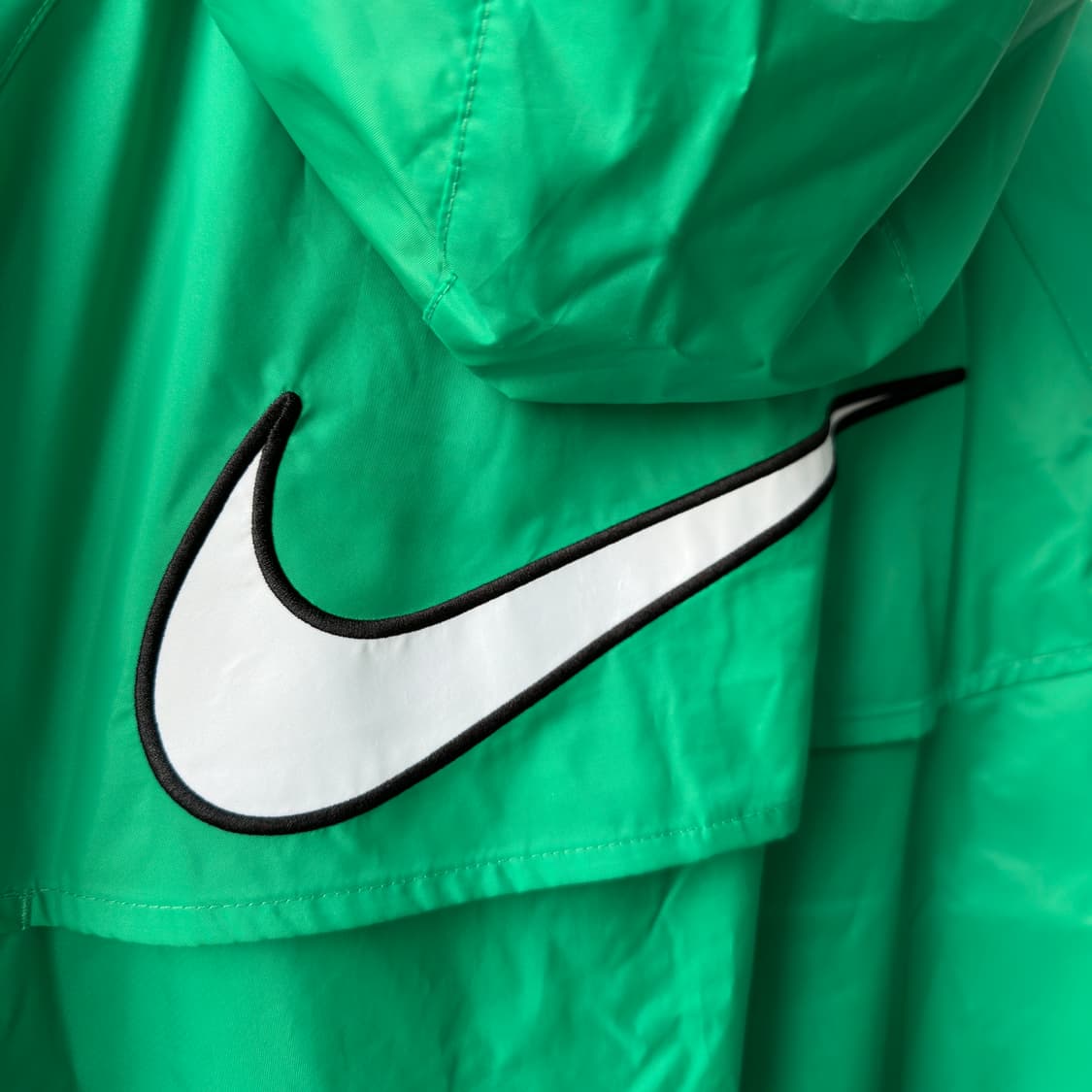 나이키 스우시 자수 바람막이 그린 M 상품이미지9
