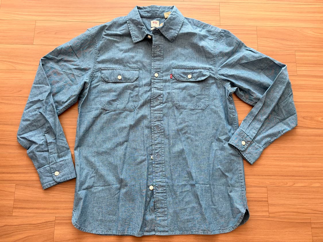 리바이스 남성 릴렉스드핏 샴브레이 셔츠 US M(100~105 정도) 새 상품이미지1