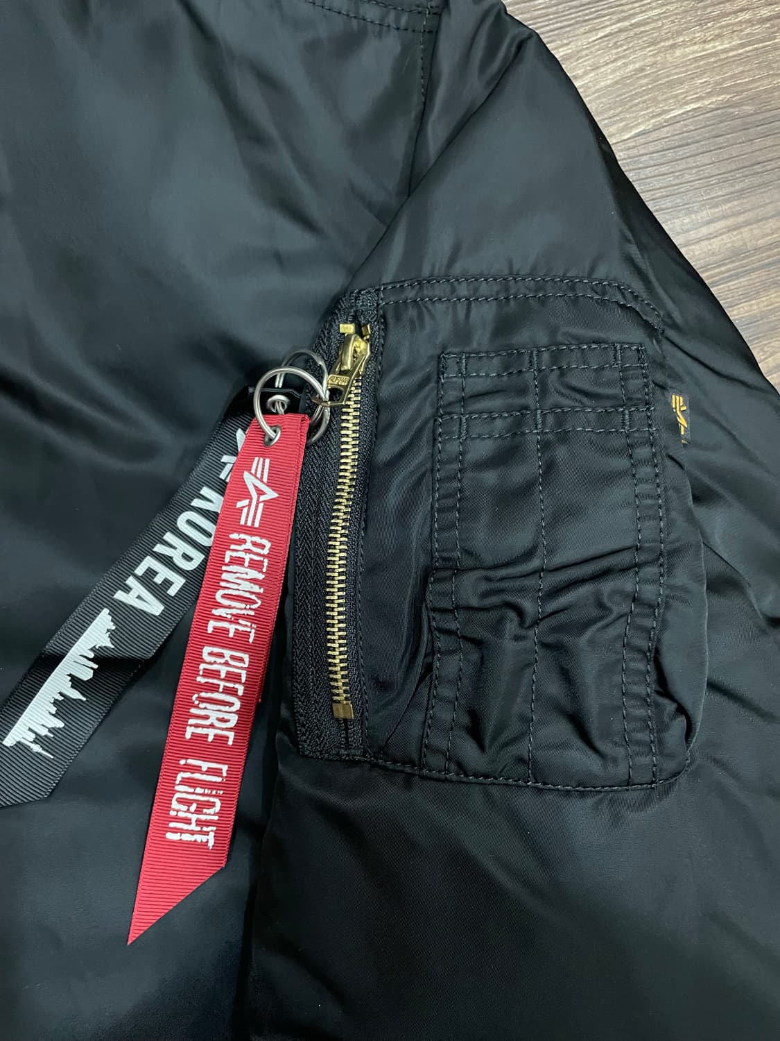 알파인더스트리 ma-1 플라이트 자켓 항공점퍼 블랙 상품이미지4