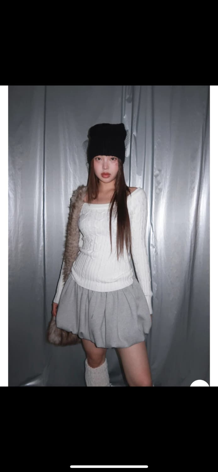 위위미유 오프숄더 니트 (새상품) 상품이미지2