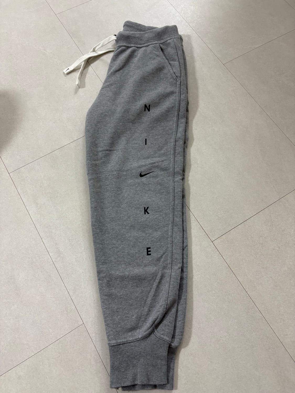 나이키 드라이핏 조거팬츠 회색 그레이 S사이즈  상품이미지2