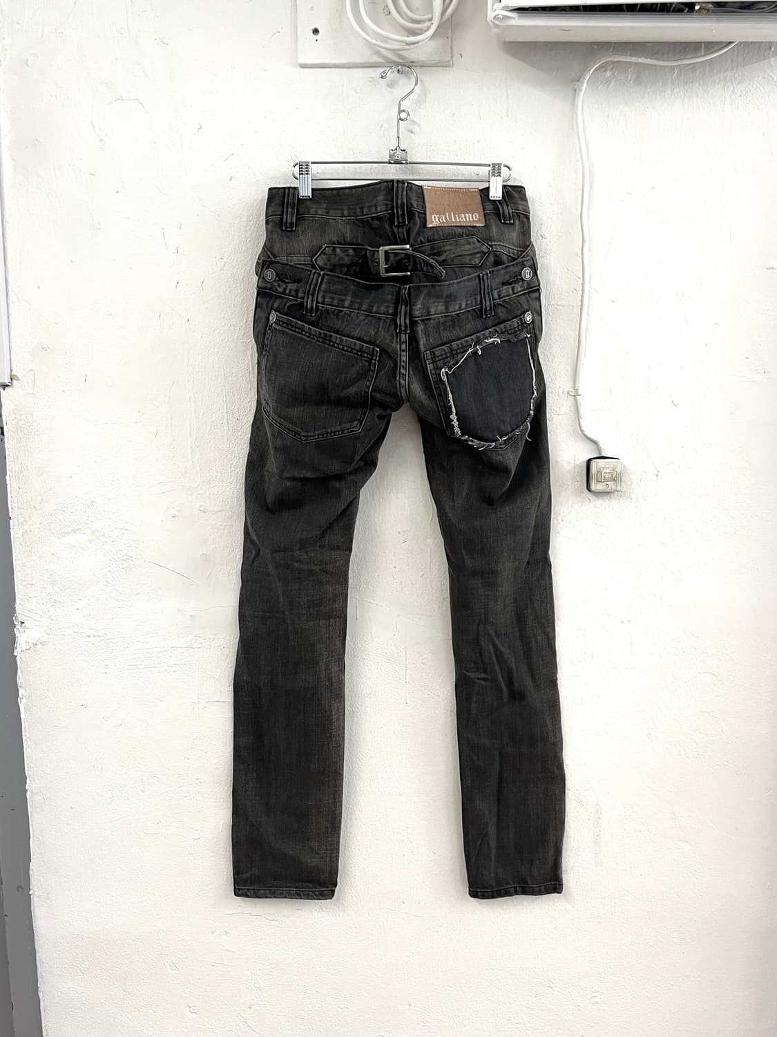 존갈리아노 08FW 아카이브 펑크 데님 팬츠 상품이미지1