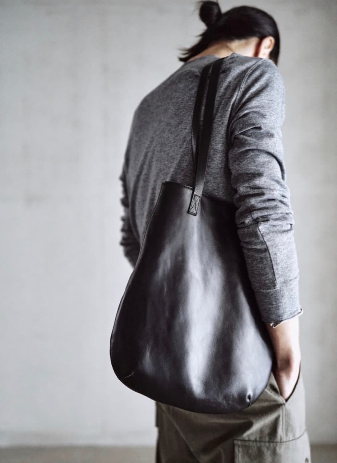 모노프리베 Textured Leather Tote 상품이미지3