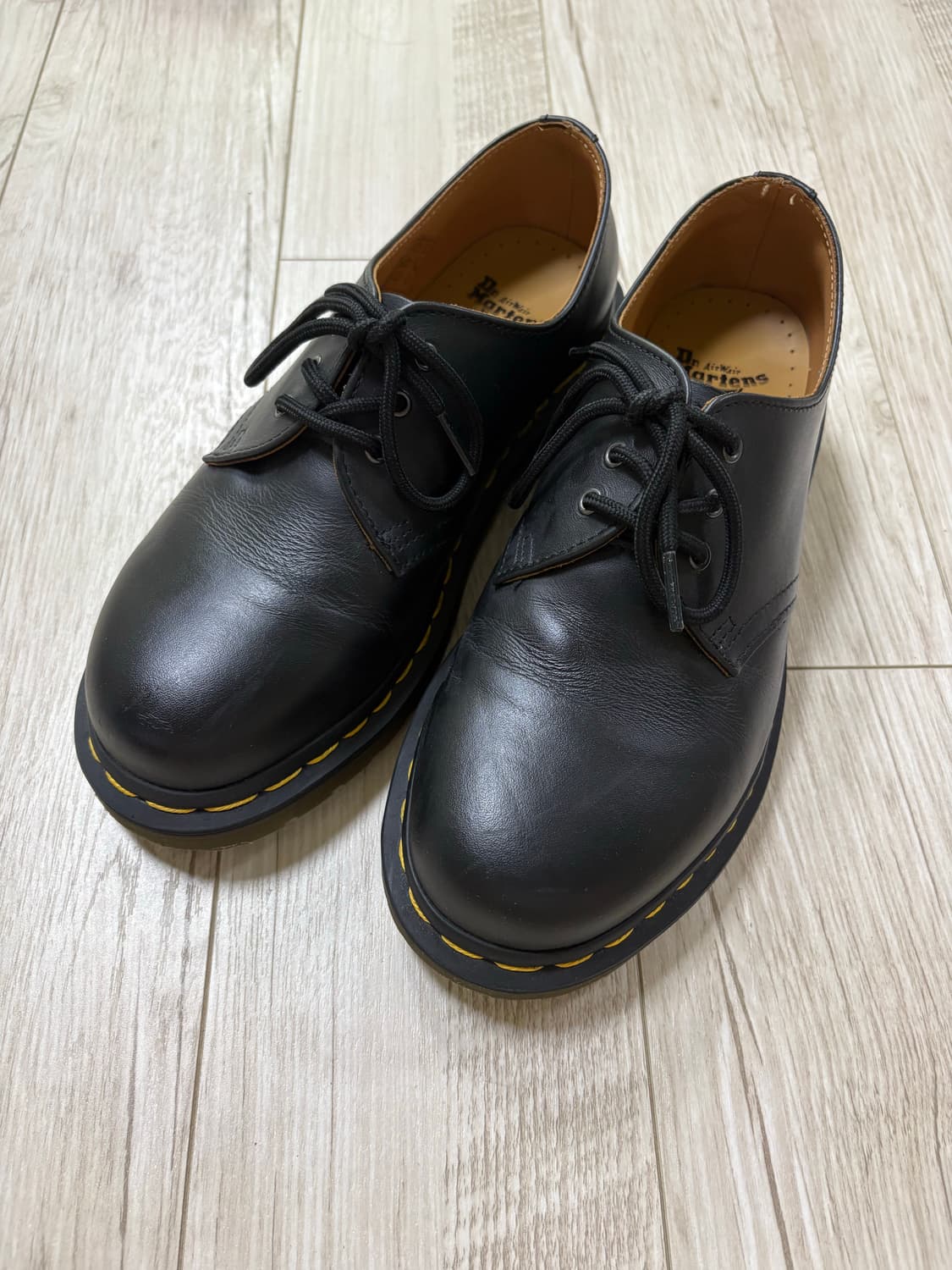 닥터마틴 1461 3홀 나파 240 상품이미지1