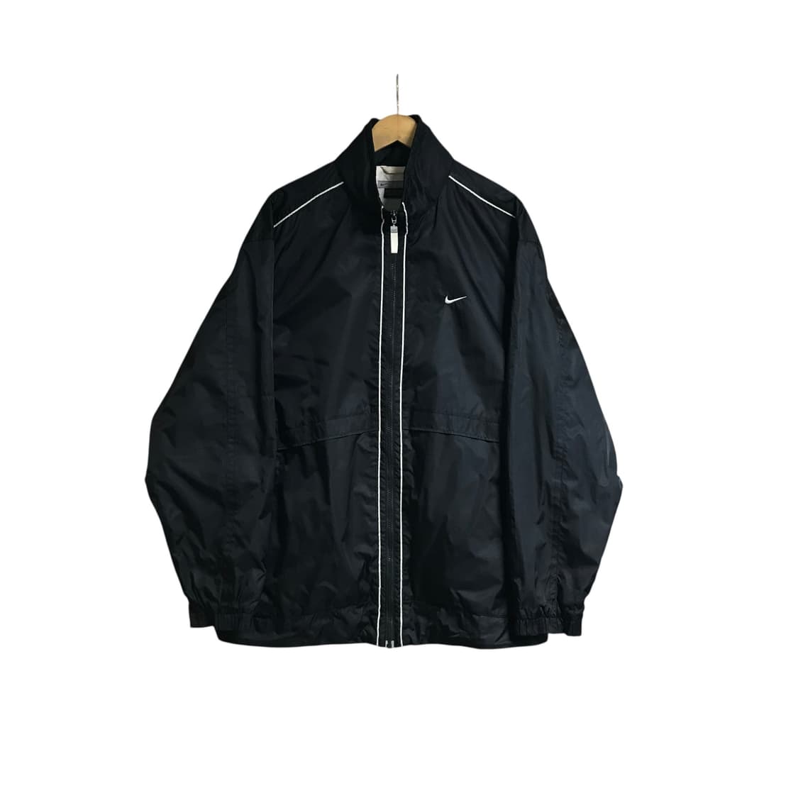 나이키 스우시 검정 오버핏 바람막이 상품이미지2