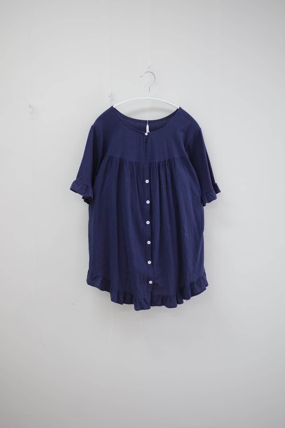 Navy Frill cotton Blouse 상품이미지1