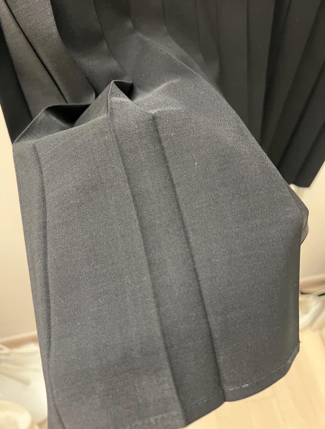 유노이아 플리츠 베스트 블랙 상품이미지7