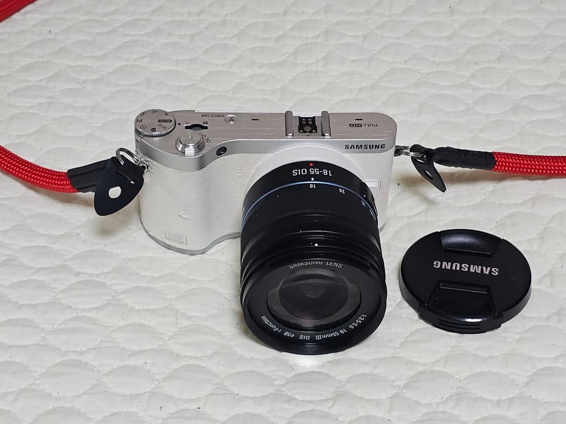 삼성 NX300M 미러리스 카메라 상품이미지1